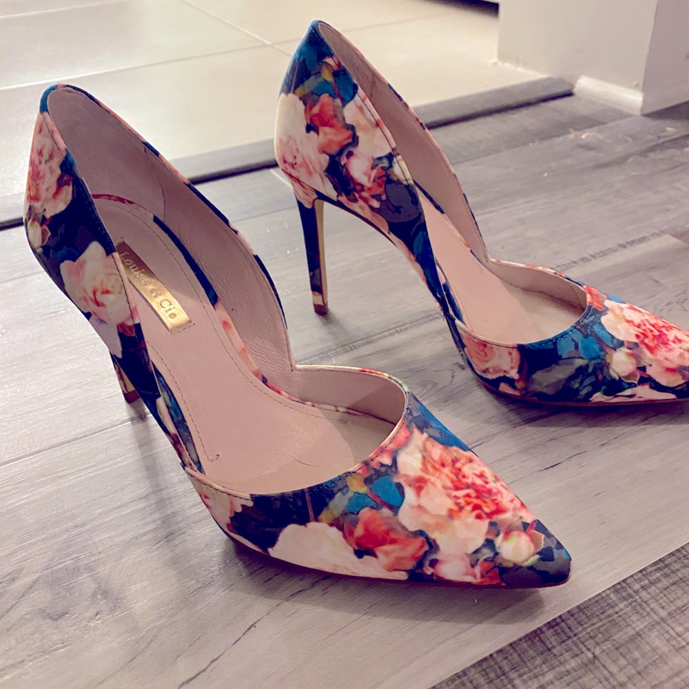 Floral statement heel
